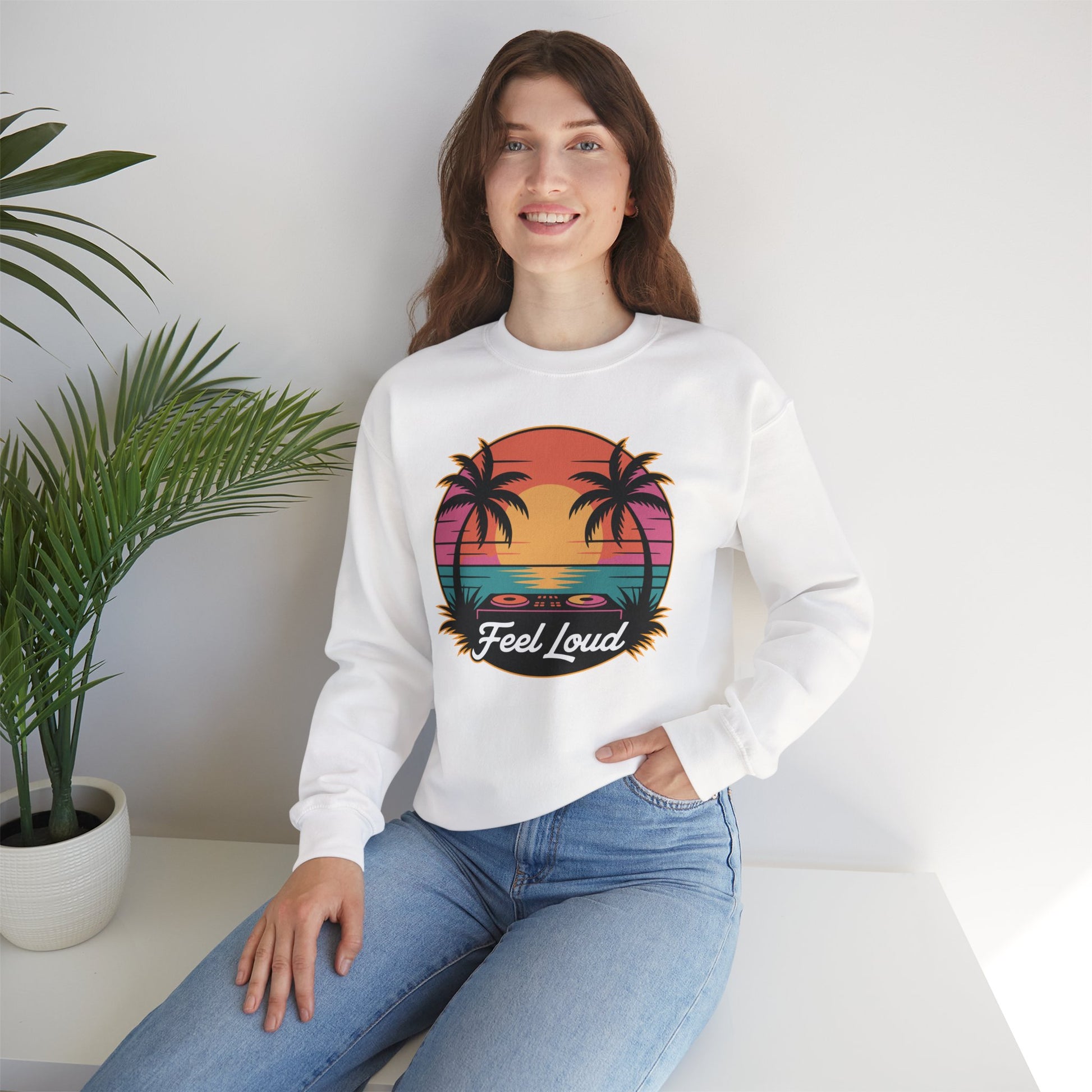 Feel Loud / Unisex Crewneck