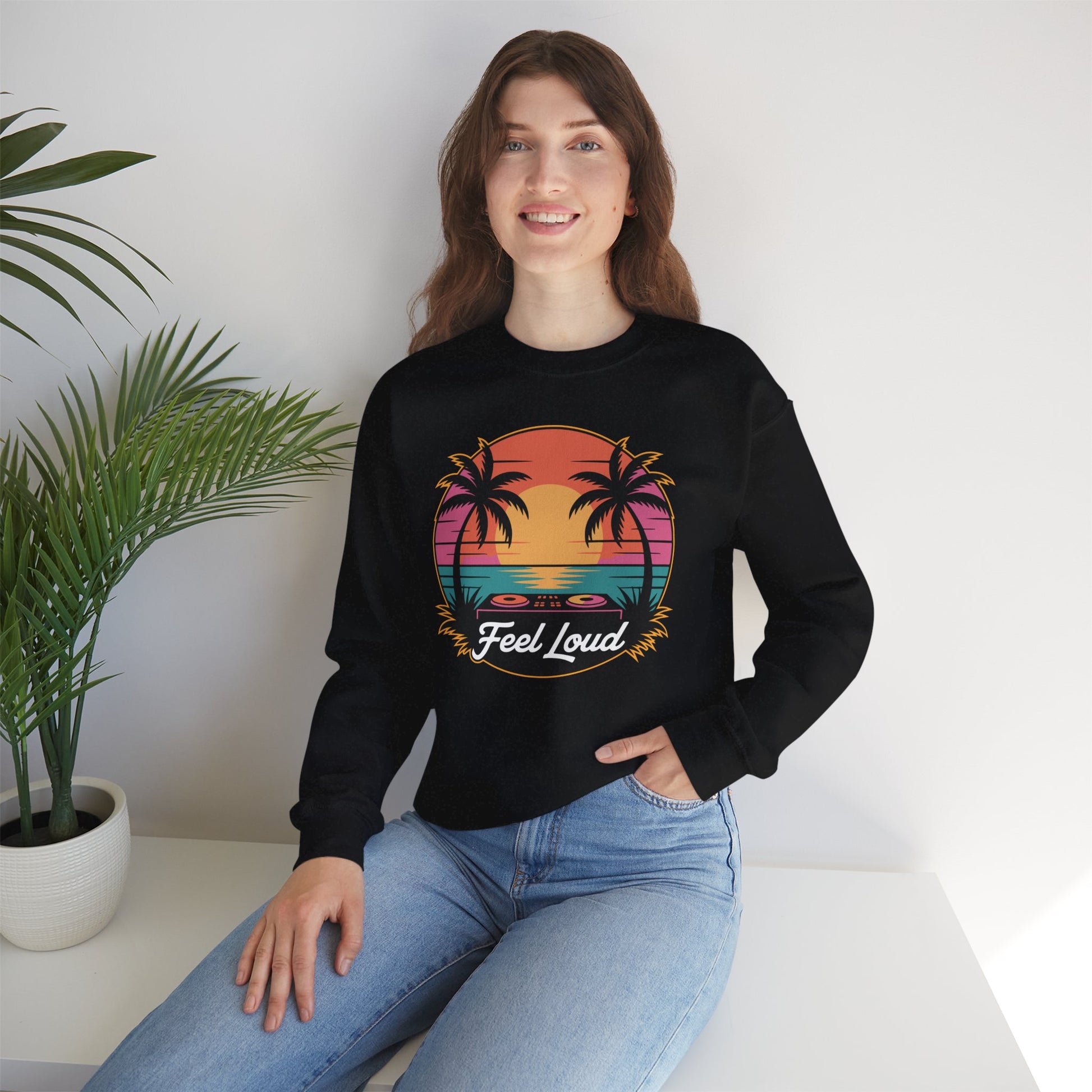 Feel Loud / Unisex Crewneck